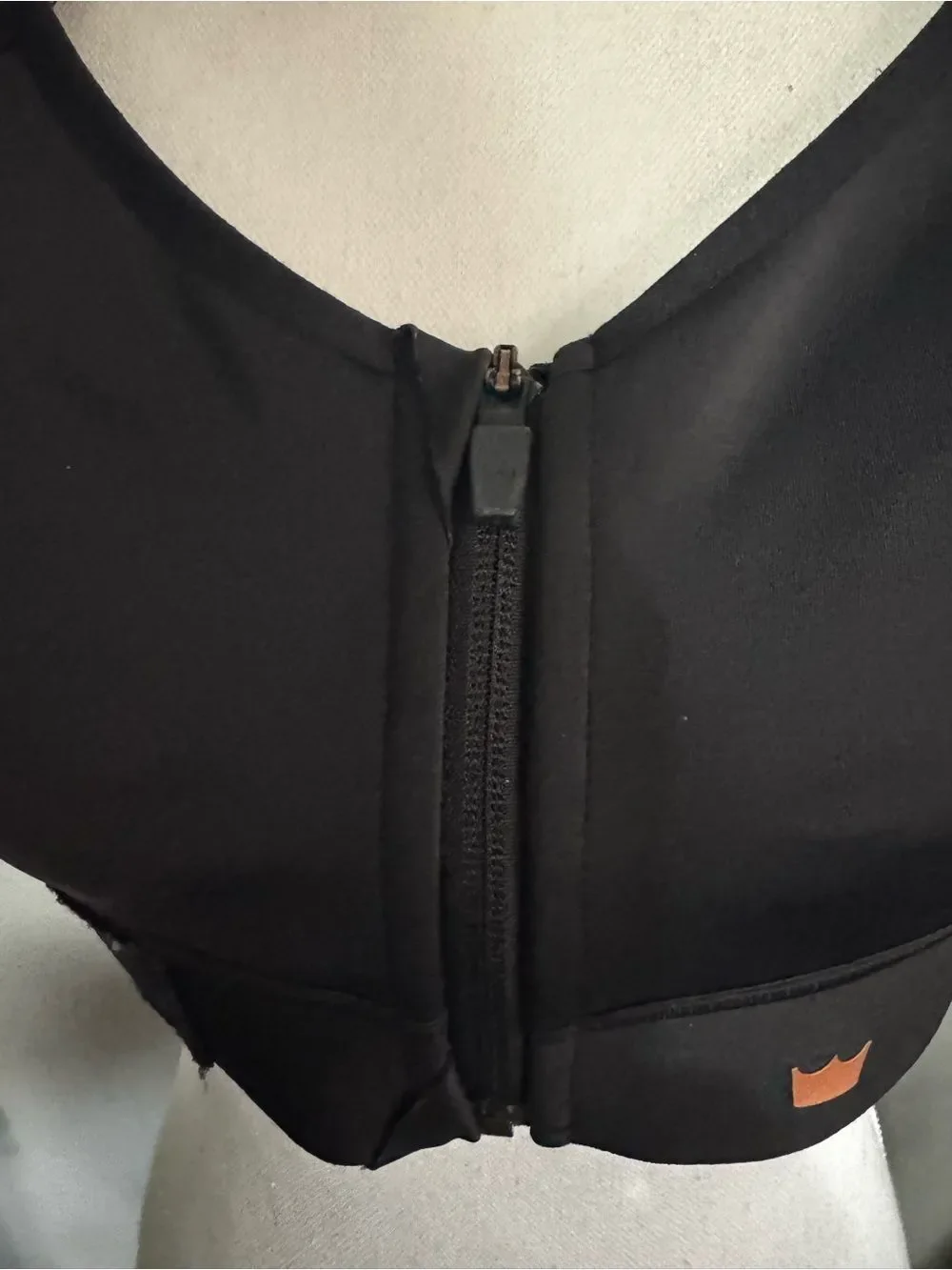 SHEFIT Black Front-Zip Sports Bra - Women Intimates & Sleepwear
